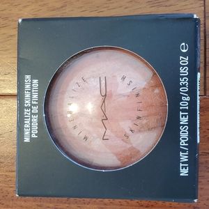 MAC cosmetics Stereo Rose Mineralize Skinfinish